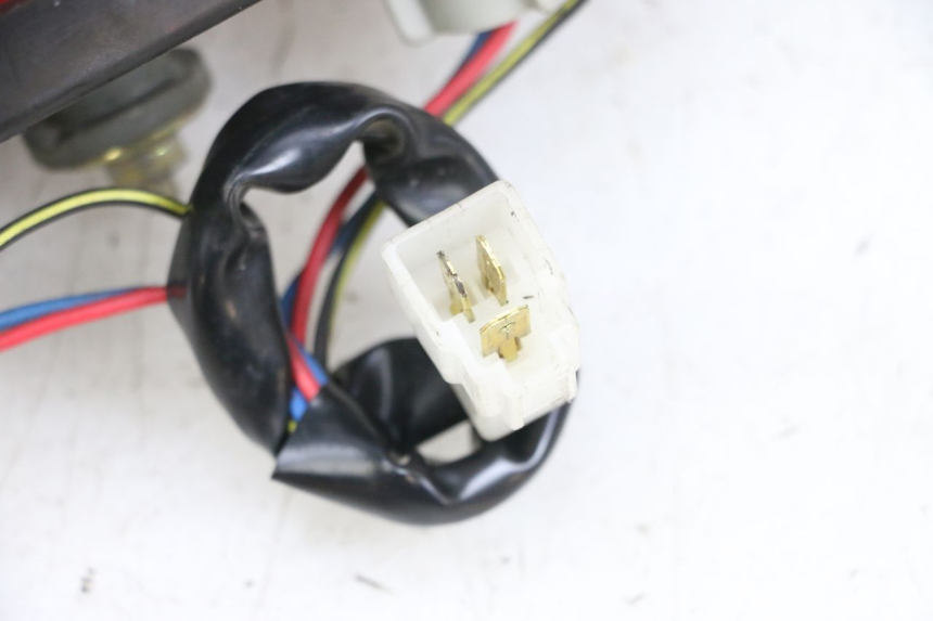 photo de RÜCKLICHT KAWASAKI ZR 7 750 (1999 - 2001) - Technische Nahaufnahme