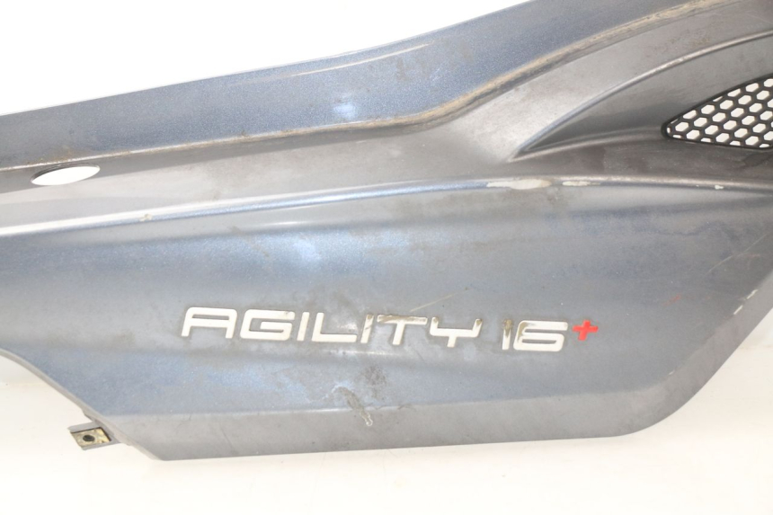 photo de VERKLEIDUNG HINTEN RECHTS KYMCO AGILITY CITY 2T 50 (2008 - 2016)