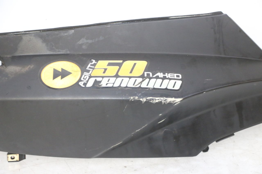 photo de VERKLEIDUNG HINTEN RECHTS KYMCO AGILITY NAKED RENOUVO 2T 50 (2011 - 2018)