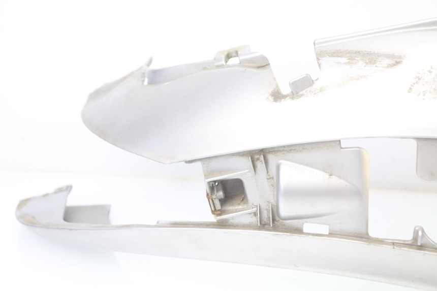 photo de VERKLEIDUNG HINTEN RECHTS PIAGGIO BEVERLY 125 (1998 - 2005)