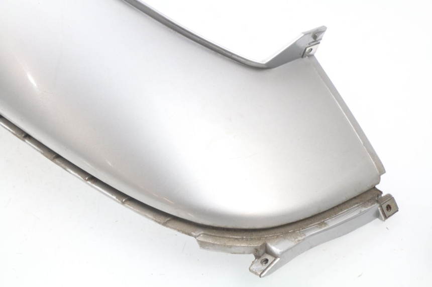 photo de VERKLEIDUNG HINTEN RECHTS PIAGGIO BEVERLY 125 (1998 - 2005)
