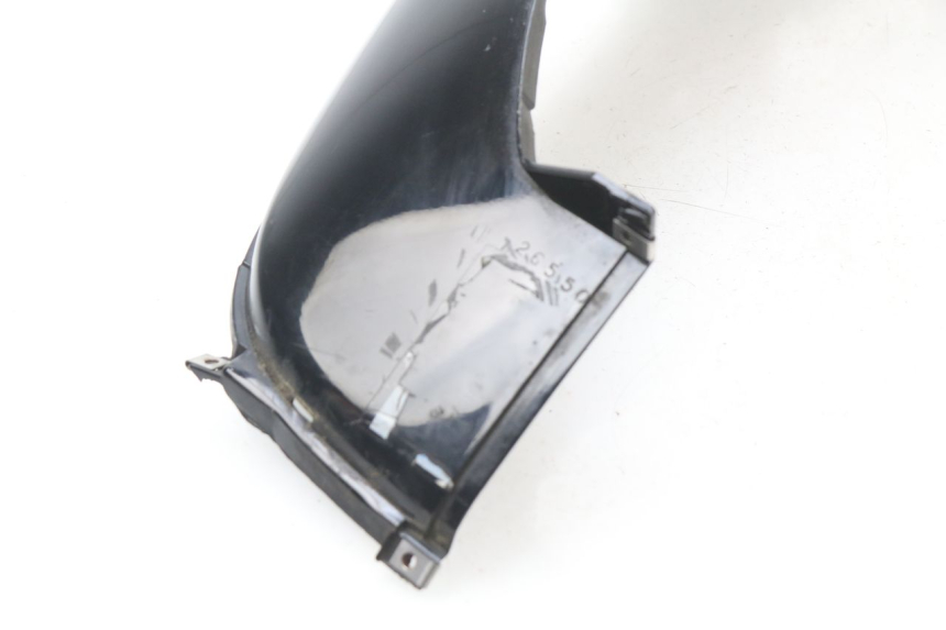 photo de VERKLEIDUNG HINTEN RECHTS PIAGGIO BEVERLY 125 (1998 - 2005)