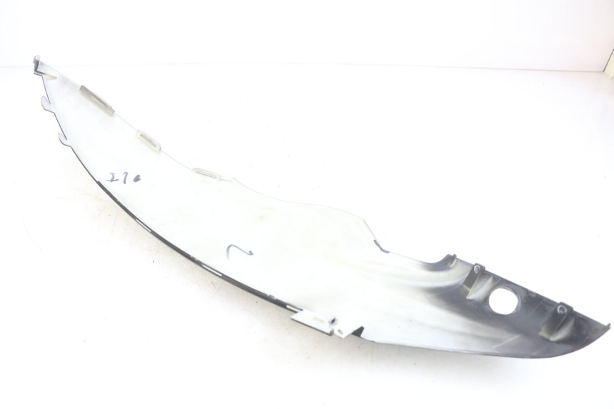 photo de RECHTER HINTERER KOTFLÜGEL BAOTIAN BT 49 QT-9 50 (2006 - 2010)