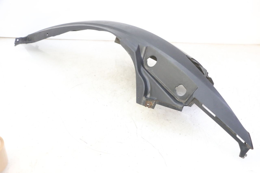 photo de VERKLEIDUNG HINTEN RECHTS SUZUKI BURGMAN 125 (2007 - 2014)