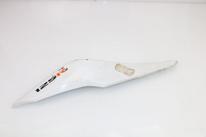 photo de VERKLEIDUNG HINTEN RECHTS HONDA CBR R 125 (2011 - 2016)