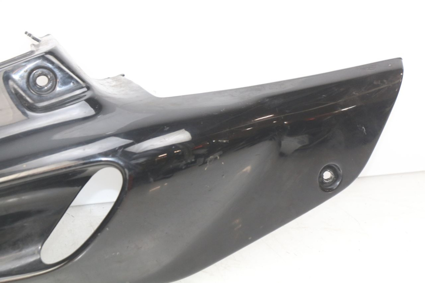 photo de RECHTER HINTERER KOTFLÜGEL HONDA CBR RR FIREBLADE 900 (1992 - 1994)
