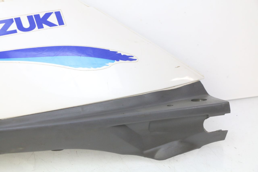 photo de RECHTER HINTERER KOTFLÜGEL SUZUKI CP 80 (1985 - 1996)