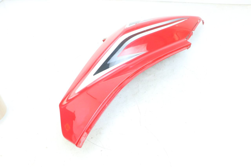 photo de RECHTER HINTERER KOTFLÜGEL SYM CROX 4T 50 (2016 - 2023) - Details der Befestigungspunkte