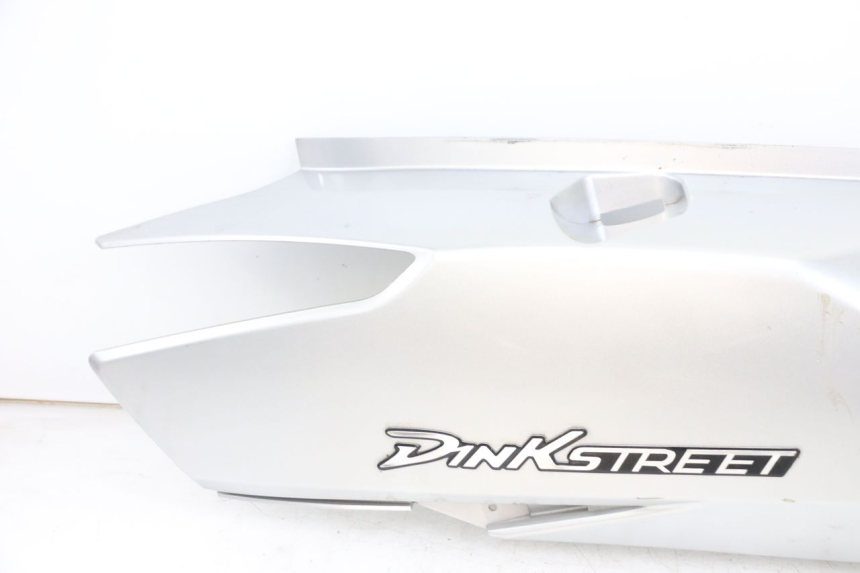 photo de RECHTE HINTERE SEITENVERKLEIDUNG KYMCO DINK STREET 125 (2009 - 2014)