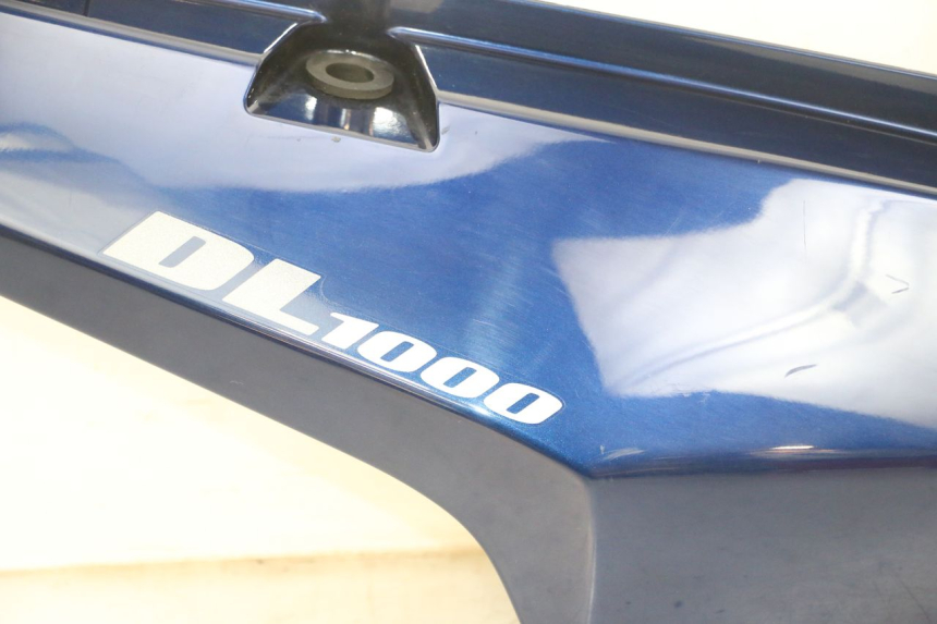 photo de VERKLEIDUNG HINTEN RECHTS SUZUKI DL V STROM 1000 (2002 - 2007) - Weitere Ansicht des Artikels