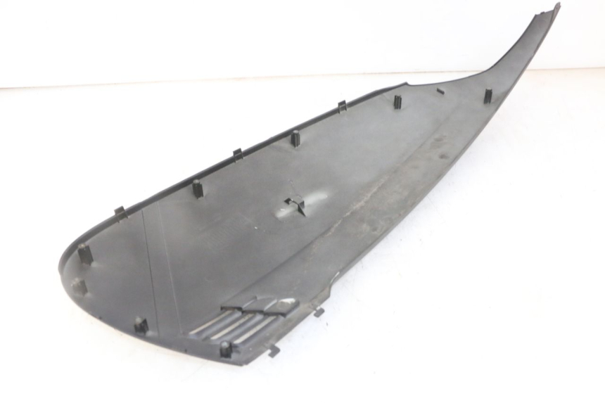 photo de VERKLEIDUNG HINTEN RECHTS SYM FIDDLE 3 III 50 (2014 - 2020)