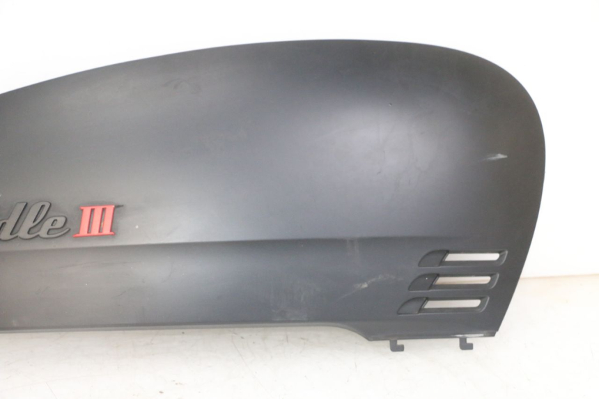 photo de VERKLEIDUNG HINTEN RECHTS SYM FIDDLE 3 III 50 (2014 - 2020)