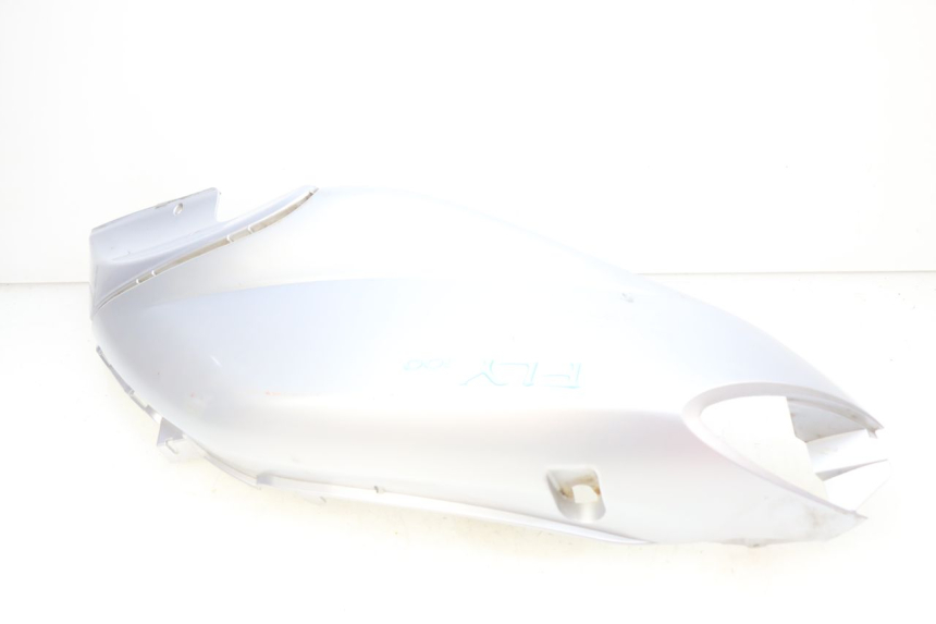 photo de RECHTER HINTERER KOTFLÜGEL PIAGGIO FLY 100 (2006 - 2010)
