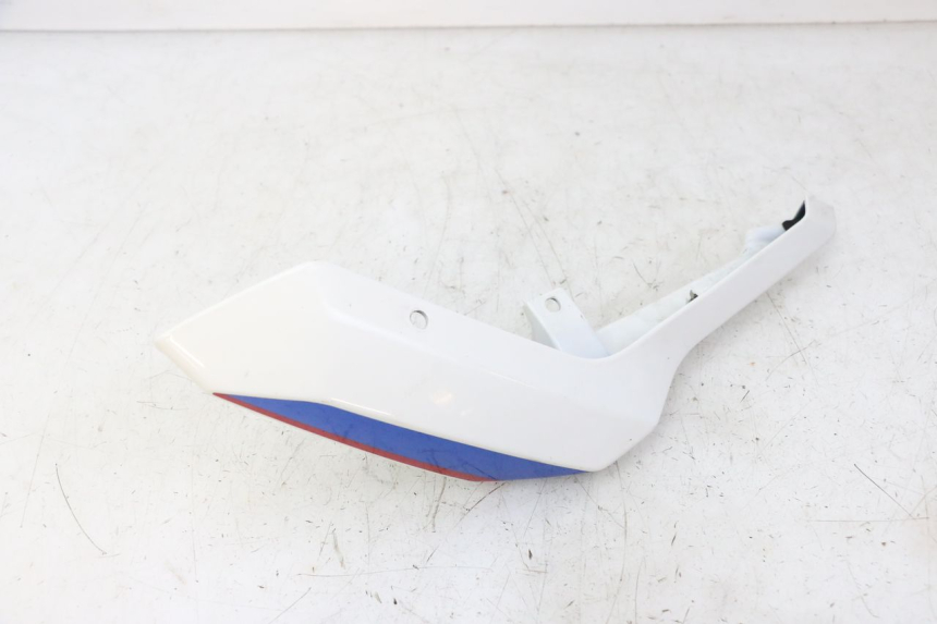photo de VERKLEIDUNG HINTEN RECHTS BMW G310 R 310 (2016 - 2020)