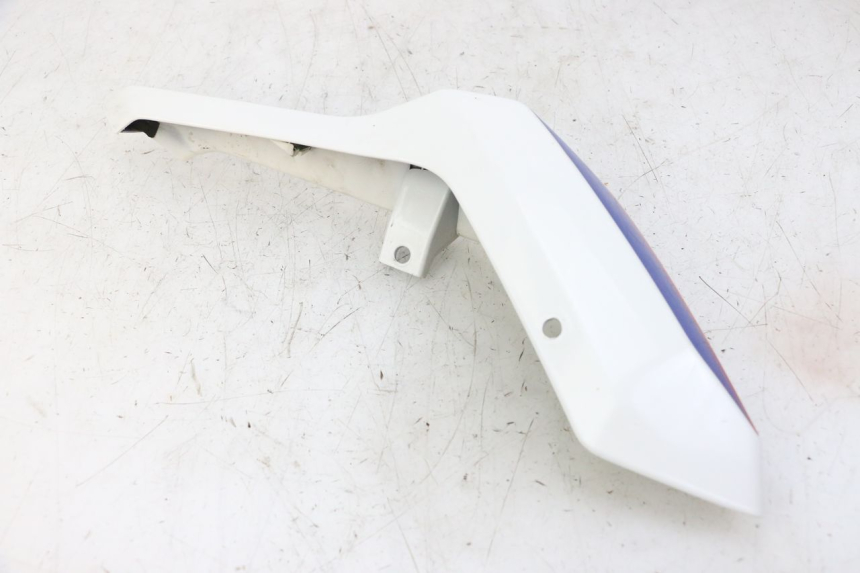 photo de VERKLEIDUNG HINTEN RECHTS BMW G310 R 310 (2016 - 2020)