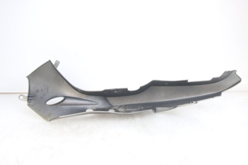 photo de RECHTER HINTERER KOTFLÜGEL GILERA DNA 50 (2000 - 2007)