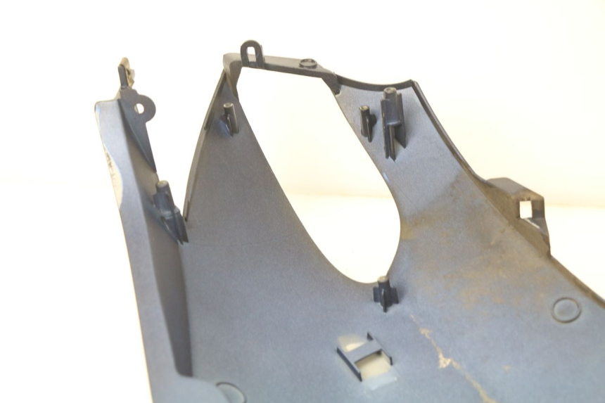 photo de VERKLEIDUNG HINTEN RECHTS KYMCO GRAND DINK 250 (2002 - 2007)