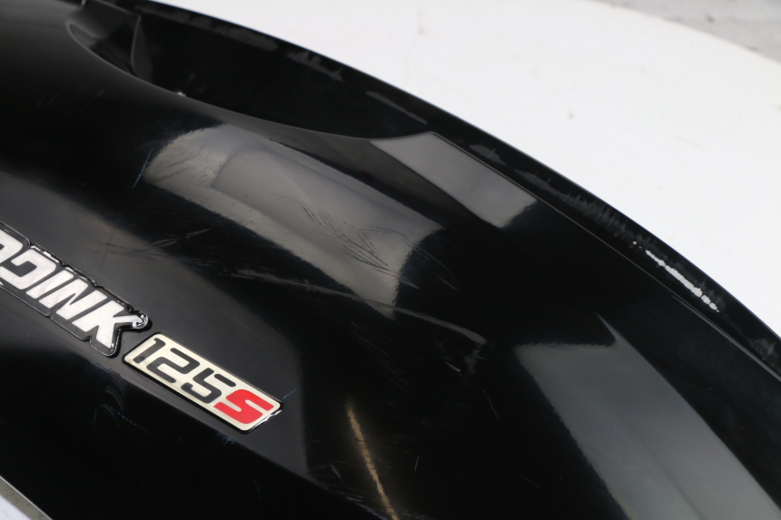 photo de VERKLEIDUNG HINTEN RECHTS KYMCO GRAND DINK 125 (2002 - 2007)