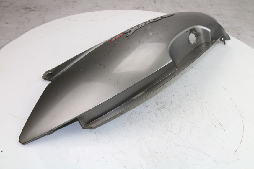 photo de VERKLEIDUNG HINTEN RECHTS KYMCO GRAND DINK 125 (2002 - 2007)