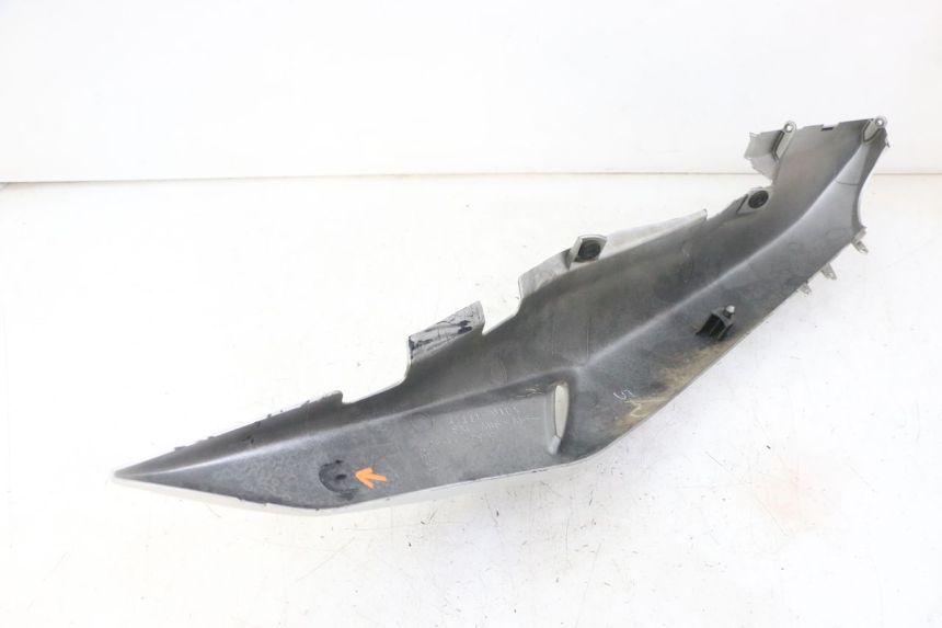 photo de VERKLEIDUNG HINTEN RECHTS SUZUKI GS GSE 500 (2001 - 2003)