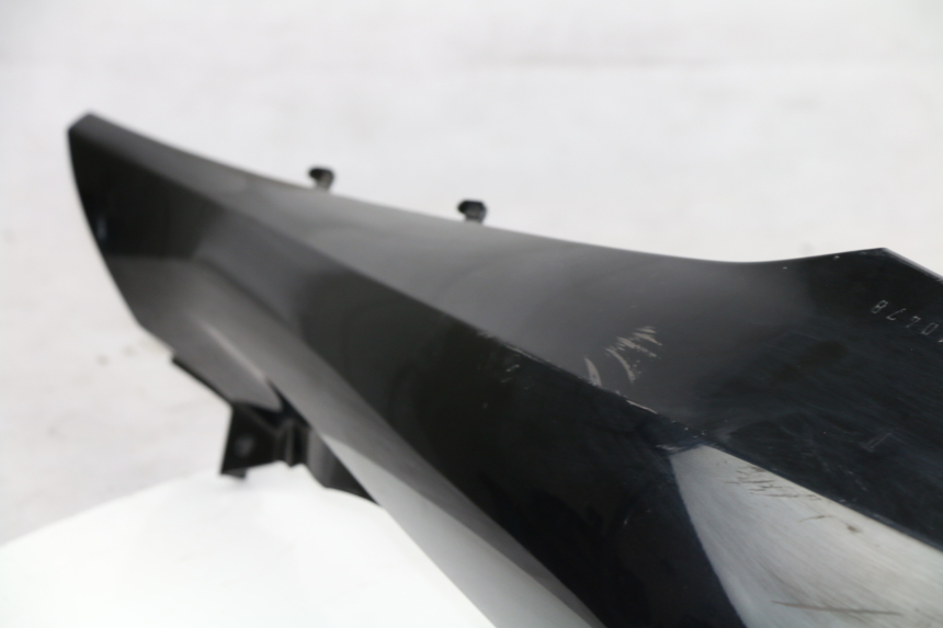 photo de RECHTER HINTERER KOTFLÜGEL HONDA PCX (JF47) 125 (2012 - 2013)