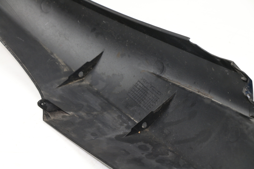 photo de RECHTER HINTERER KOTFLÜGEL HONDA PCX (JF47) 125 (2012 - 2013)