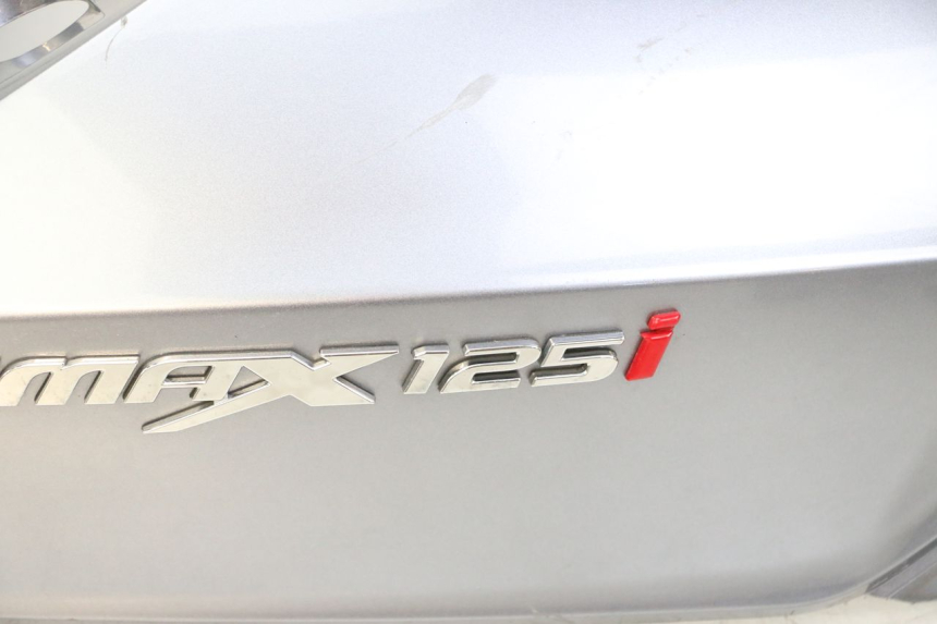photo de VERKLEIDUNG HINTEN RECHTS SYM JOYMAX 125 (2010 - 2017)