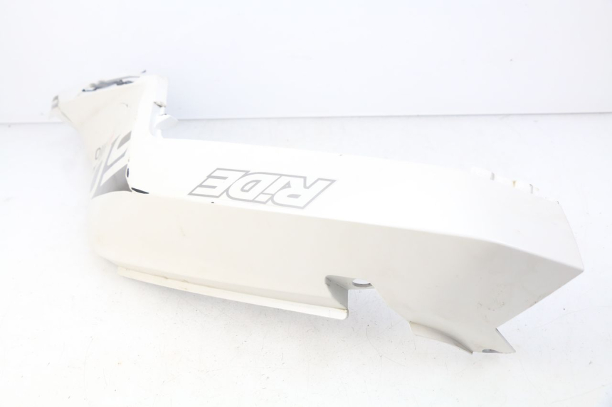 photo de VERKLEIDUNG HINTEN RECHTS RIDE KALLIO 50 (2010 - 2019)