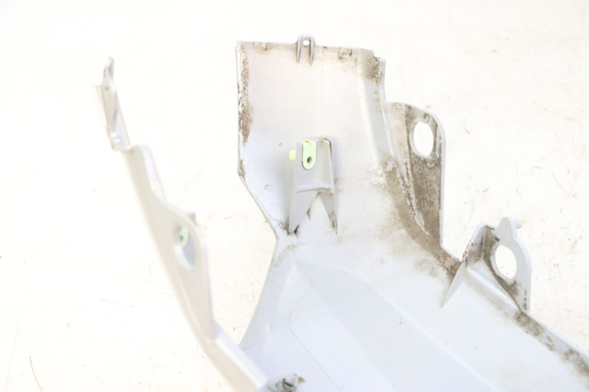 photo de VERKLEIDUNG HINTEN RECHTS PEUGEOT KISBEE 2T 50 (2018 - 2022)