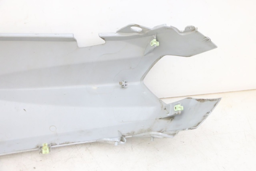 photo de VERKLEIDUNG HINTEN RECHTS PEUGEOT KISBEE 2T 50 (2018 - 2022)