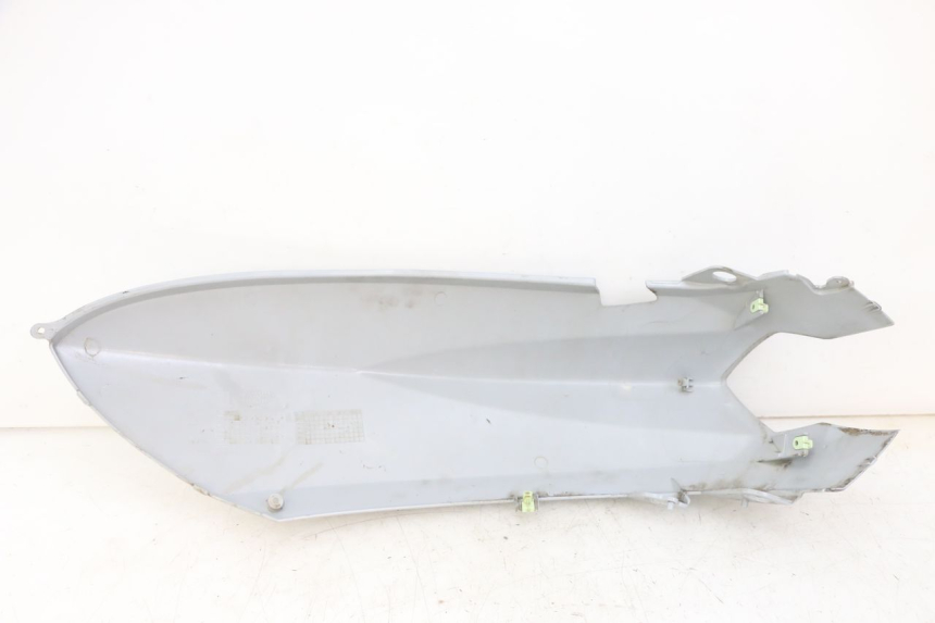 photo de VERKLEIDUNG HINTEN RECHTS PEUGEOT KISBEE 2T 50 (2018 - 2022)