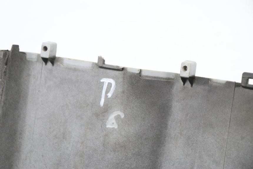 photo de RECHTER HINTERER KOTFLÜGEL KYMCO AGILITY 4T 50 (2005 - 2018)