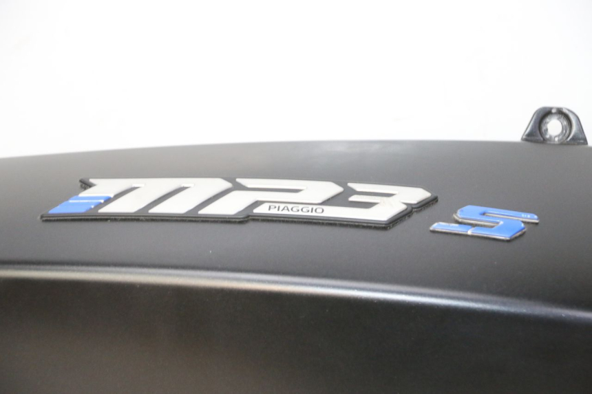 photo de VERKLEIDUNG HINTEN RECHTS PIAGGIO MP3 HPE 310 (2024 - 2025)