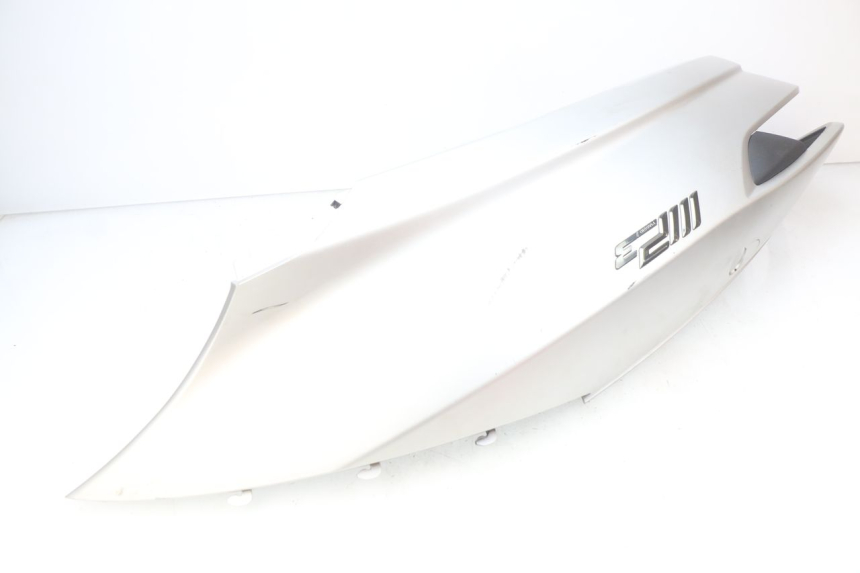 photo de RECHTER HINTERER KOTFLÜGEL PIAGGIO MP3 500 (2014 - 2016)