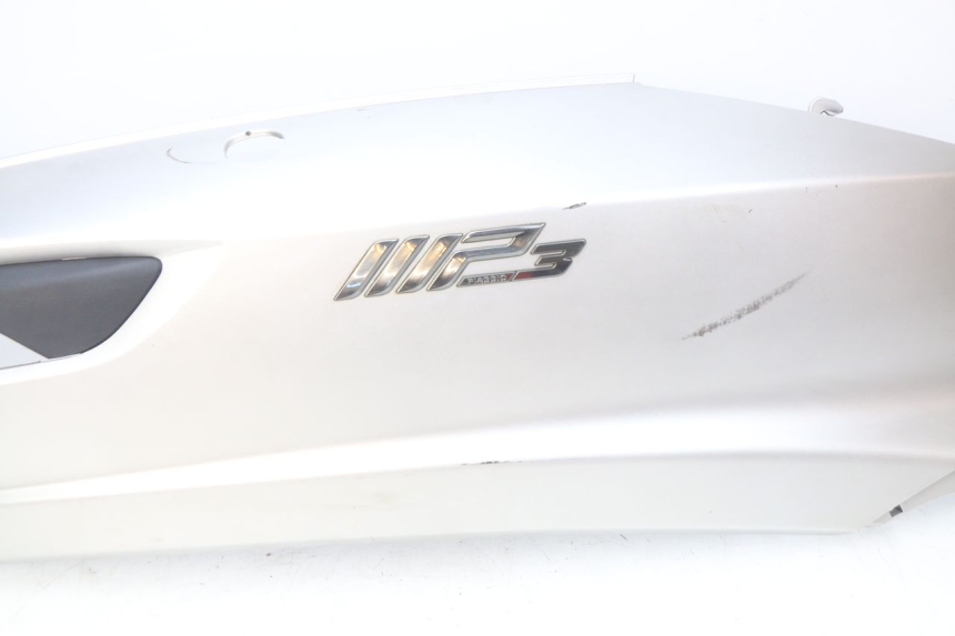 photo de RECHTER HINTERER KOTFLÜGEL PIAGGIO MP3 500 (2014 - 2016)