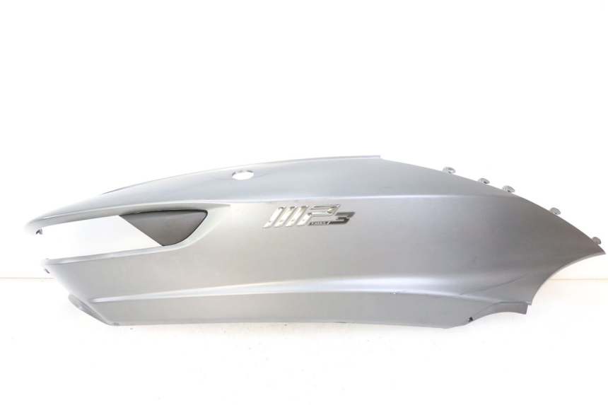 photo de RECHTER HINTERER KOTFLÜGEL PIAGGIO MP3 500 (2014 - 2016)