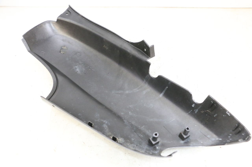 photo de VERKLEIDUNG HINTEN RECHTS YAMAHA NEO'S NEOS 2T 50 (1998 - 2007) - Zoom auf Gebrauchszustand