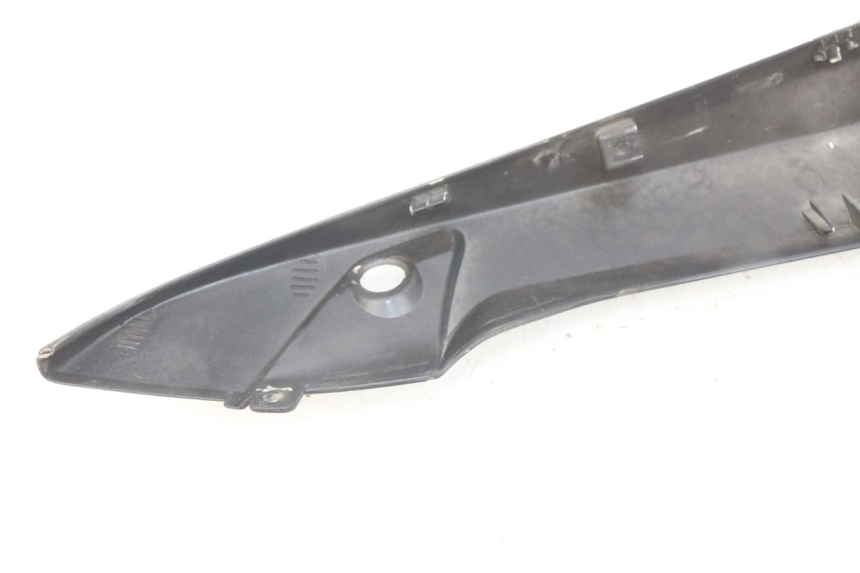photo de RECHTER HINTERER KOTFLÜGEL GILERA NEXUS 125 (2009 - 2013)