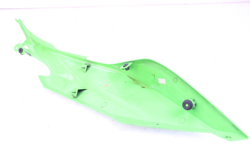 photo de VERKLEIDUNG HINTEN RECHTS KAWASAKI NINJA 400 (2018 - 2023)
