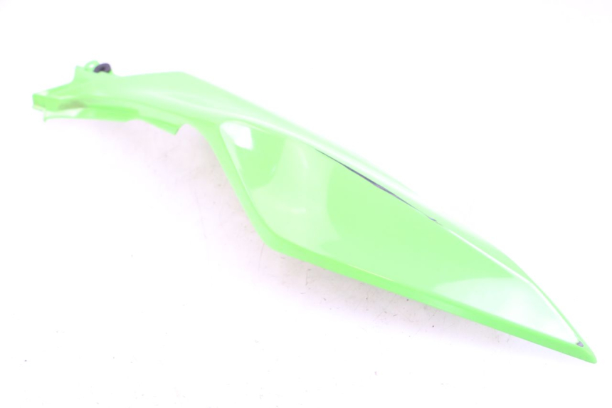 photo de VERKLEIDUNG HINTEN RECHTS KAWASAKI NINJA 400 (2018 - 2023)