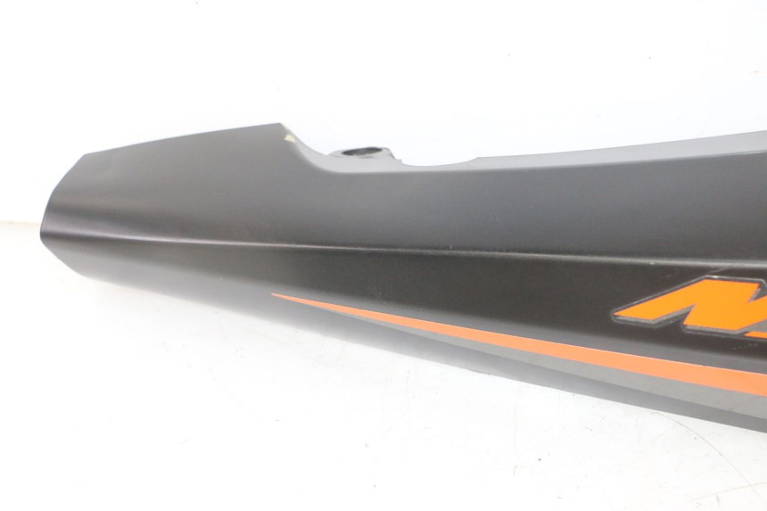 photo de VERKLEIDUNG HINTEN RECHTS PIAGGIO NRG POWER PUREJET 50 (2018 - 2021)