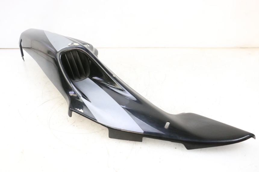 photo de VERKLEIDUNG HINTEN RECHTS HONDA NSR R 125 (1994 - 2003) - Details der Befestigungspunkte