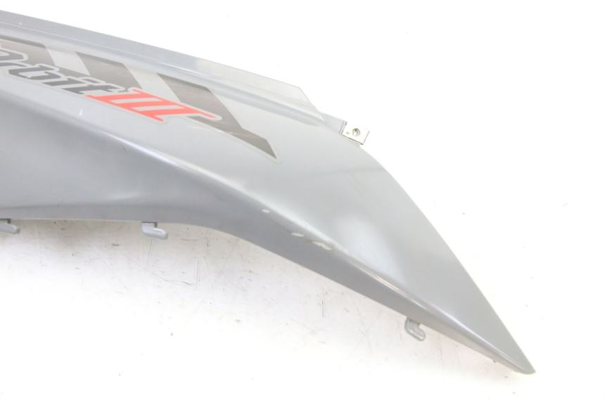 photo de VERKLEIDUNG HINTEN RECHTS SYM ORBIT III 3 4T 50 (2021 - 2025)