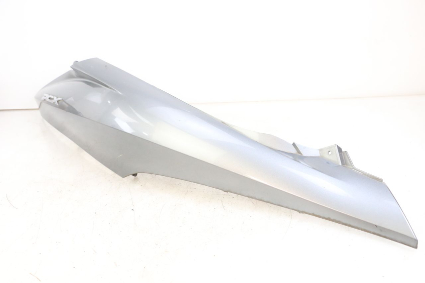 photo de RECHTER HINTERER KOTFLÜGEL HONDA PCX (JF47) 125 (2012 - 2013)