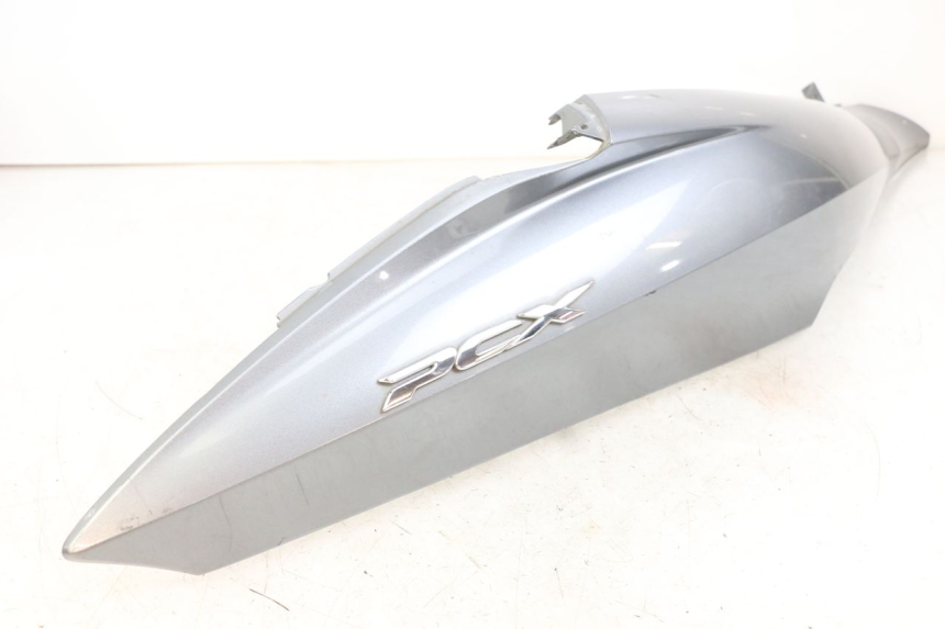 photo de RECHTER HINTERER KOTFLÜGEL HONDA PCX (JF47) 125 (2012 - 2013)
