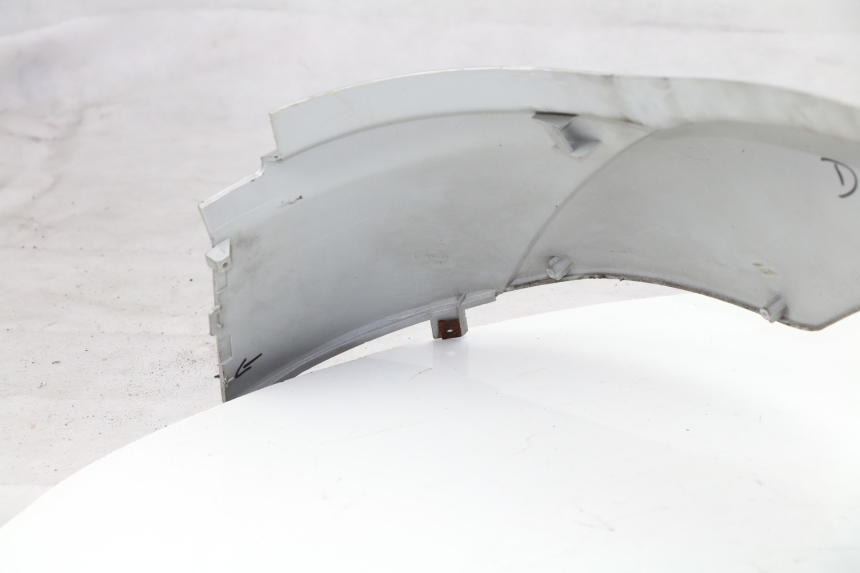 photo de VERKLEIDUNG HINTEN RECHTS KYMCO PEOPLE S 125 (2000 - 2008)