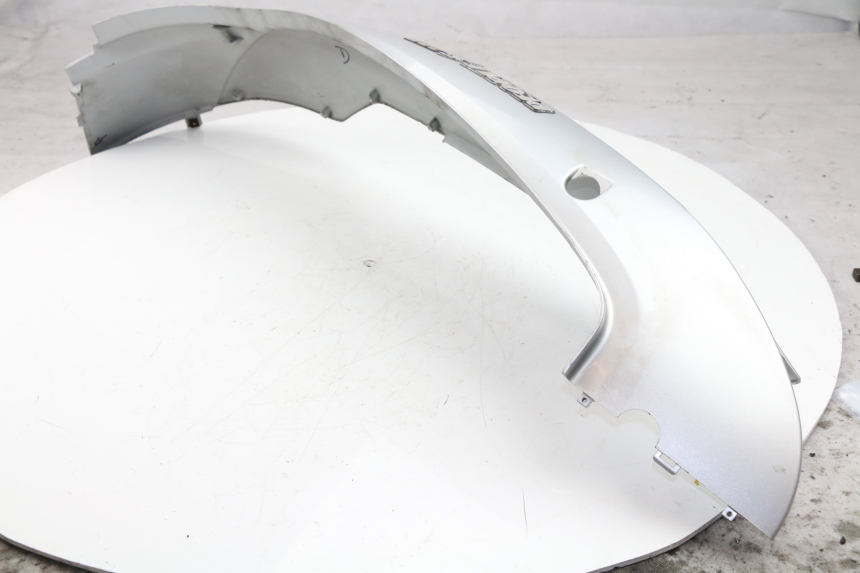 photo de VERKLEIDUNG HINTEN RECHTS KYMCO PEOPLE S 125 (2000 - 2008)