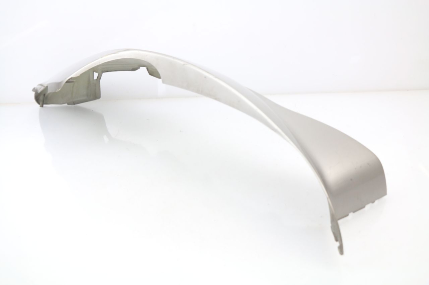 photo de VERKLEIDUNG HINTEN RECHTS PEUGEOT ELYSEO 50 (1998 - 2001)