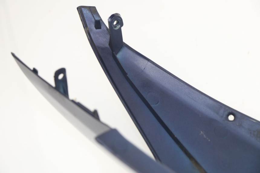 photo de VERKLEIDUNG HINTEN RECHTS PEUGEOT SUM UP 125 (2008 - 2013)