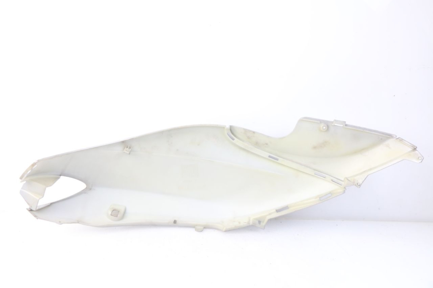 photo de VERKLEIDUNG HINTEN RECHTS PIAGGIO FLY 2T 50 (2004 - 2017)